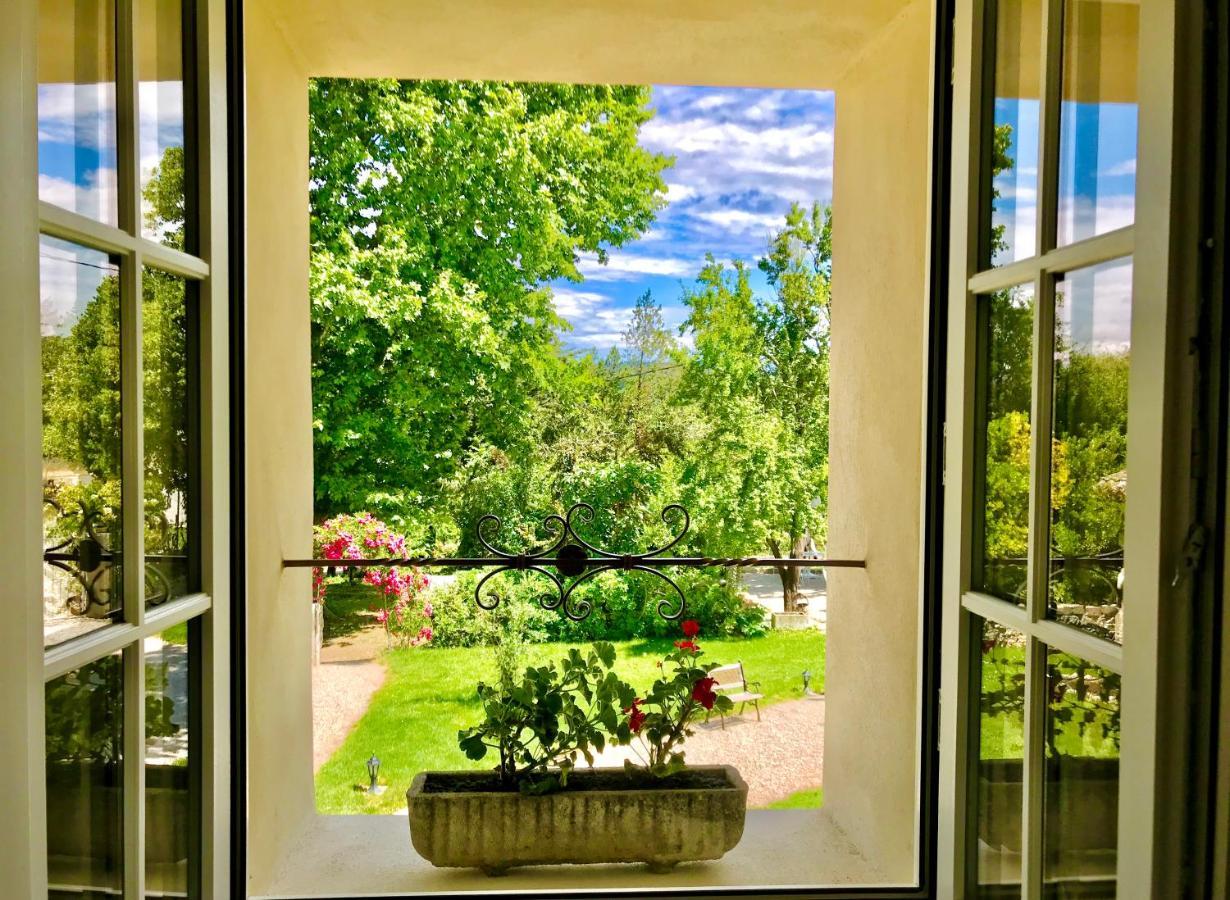Domaine De La Brave Bed & Breakfast Pernes-les-Fontaines Room photo