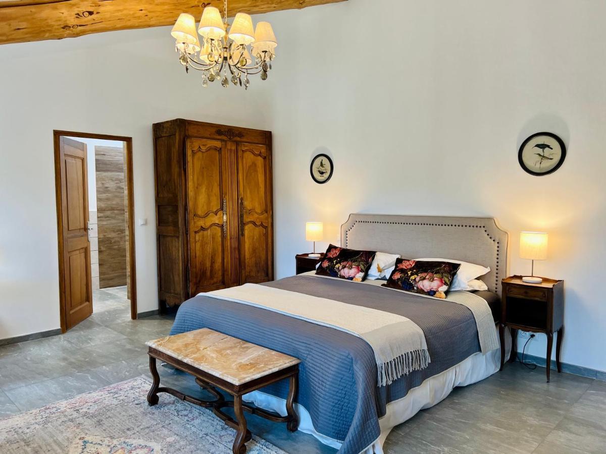 Domaine De La Brave Bed & Breakfast Pernes-les-Fontaines Exterior photo
