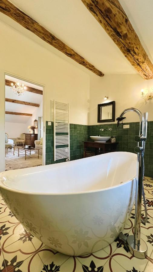 Domaine De La Brave Bed & Breakfast Pernes-les-Fontaines Exterior photo