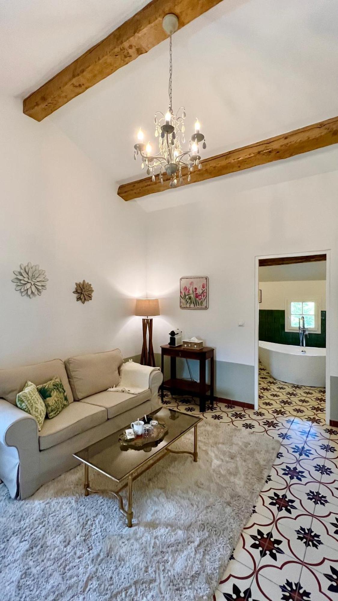 Domaine De La Brave Bed & Breakfast Pernes-les-Fontaines Room photo